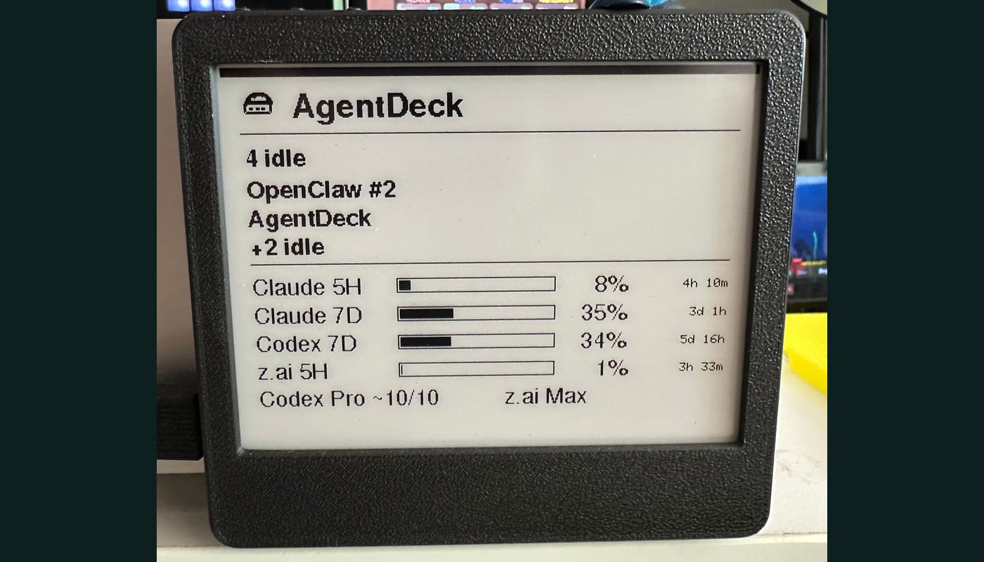 RockBase NM-EPD-420 4.2-inch tri-color e-ink panel showing the AgentDeck glance face